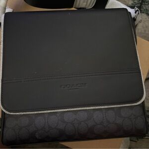 NWT Coach Map Bag In Signature Canvas & Leather